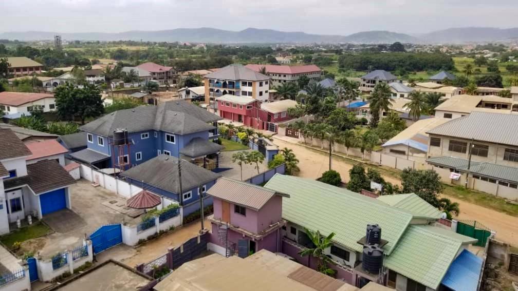 Winfrims House - 3 Bedroom Apartment Accra Exterior photo